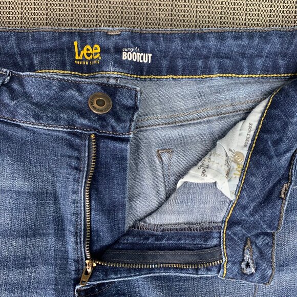 Lee Womens Size 12 Jeans Modern Series Curvy Fit Bootcut Mid Rise 5 Pocket - Picture 4 of 9